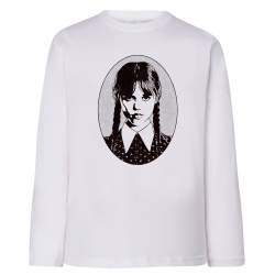 Wednesday Portrait Ovale