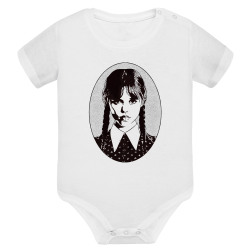 Wednesday Portrait Ovale