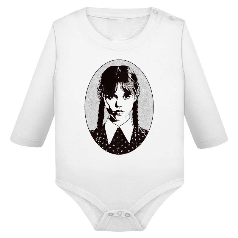 Wednesday Portrait Ovale