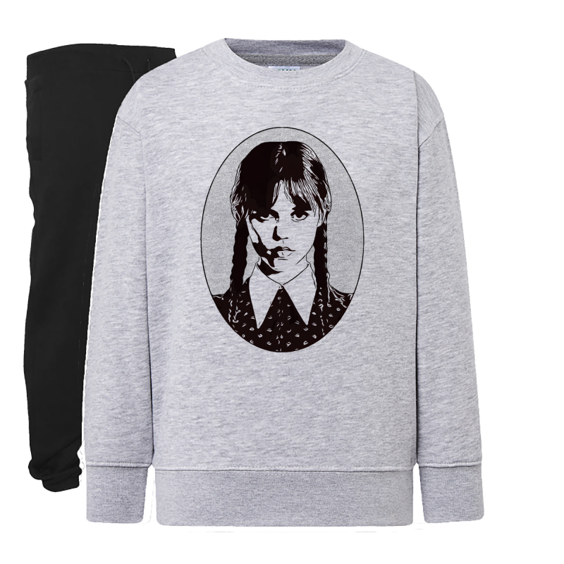 Wednesday Portrait Ovale