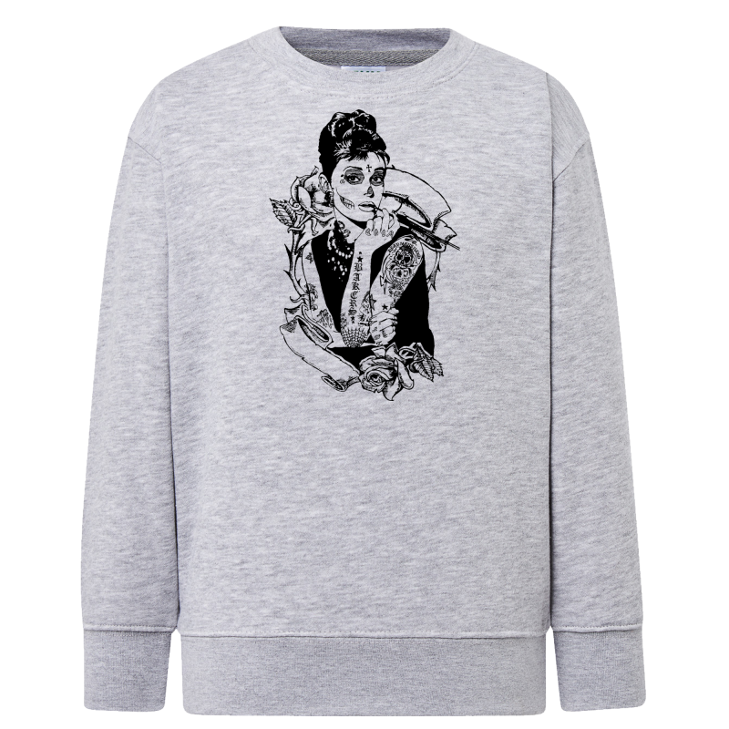 Audrey Hepburn Gothique