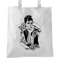 Audrey Hepburn Gothique