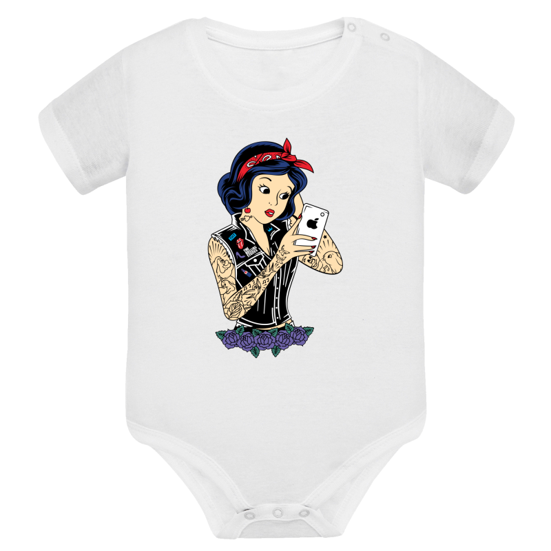 Blanche Neige Princesse Gothique