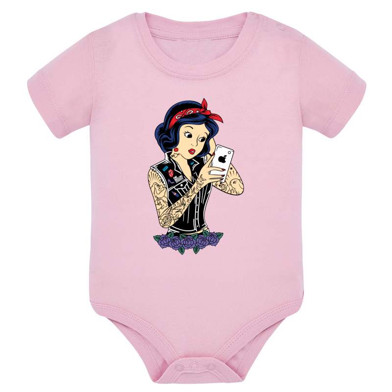 Blanche Neige Princesse Gothique