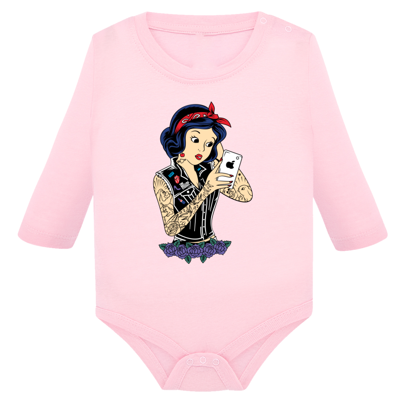 Blanche Neige Princesse Gothique