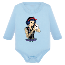 Blanche Neige Princesse Gothique